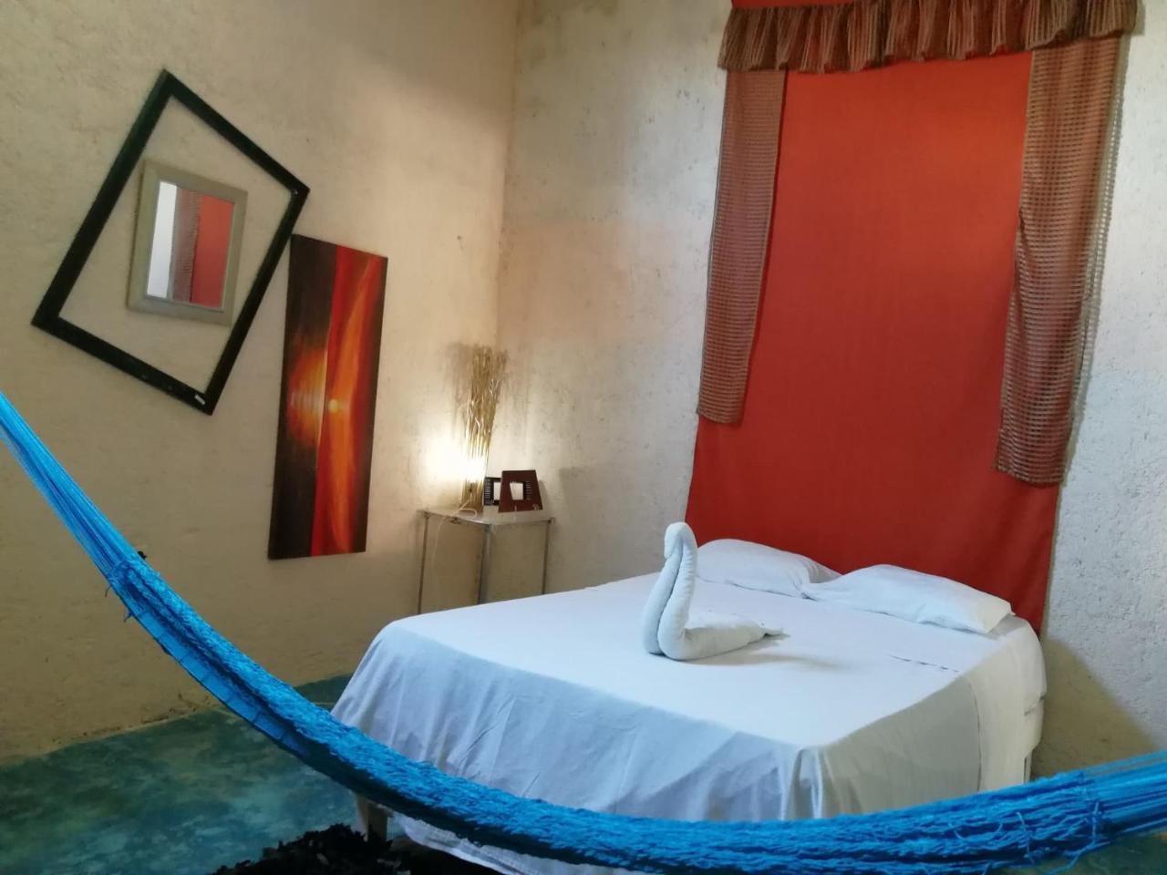 דירות ואיאדוליד Casa Mexicana מראה חיצוני תמונה